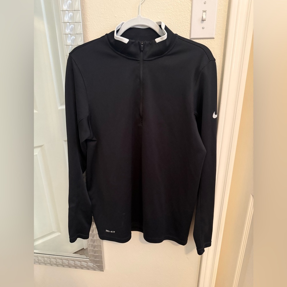 Men’s Nike Black Quarter-Zip Long Sleeve Performance Top - SML